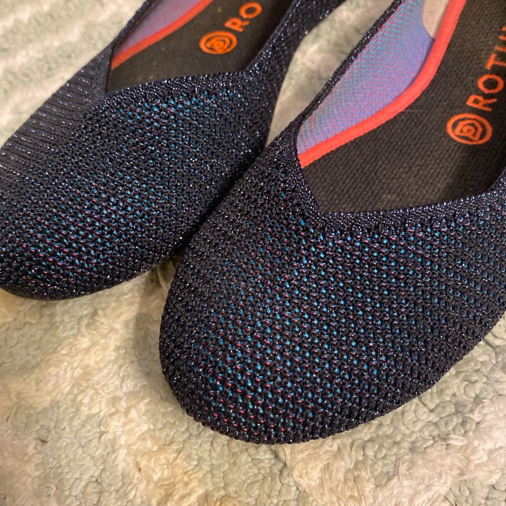 Limited edition Rothy’s ballet flats. Dark blue metallic lattice stitch